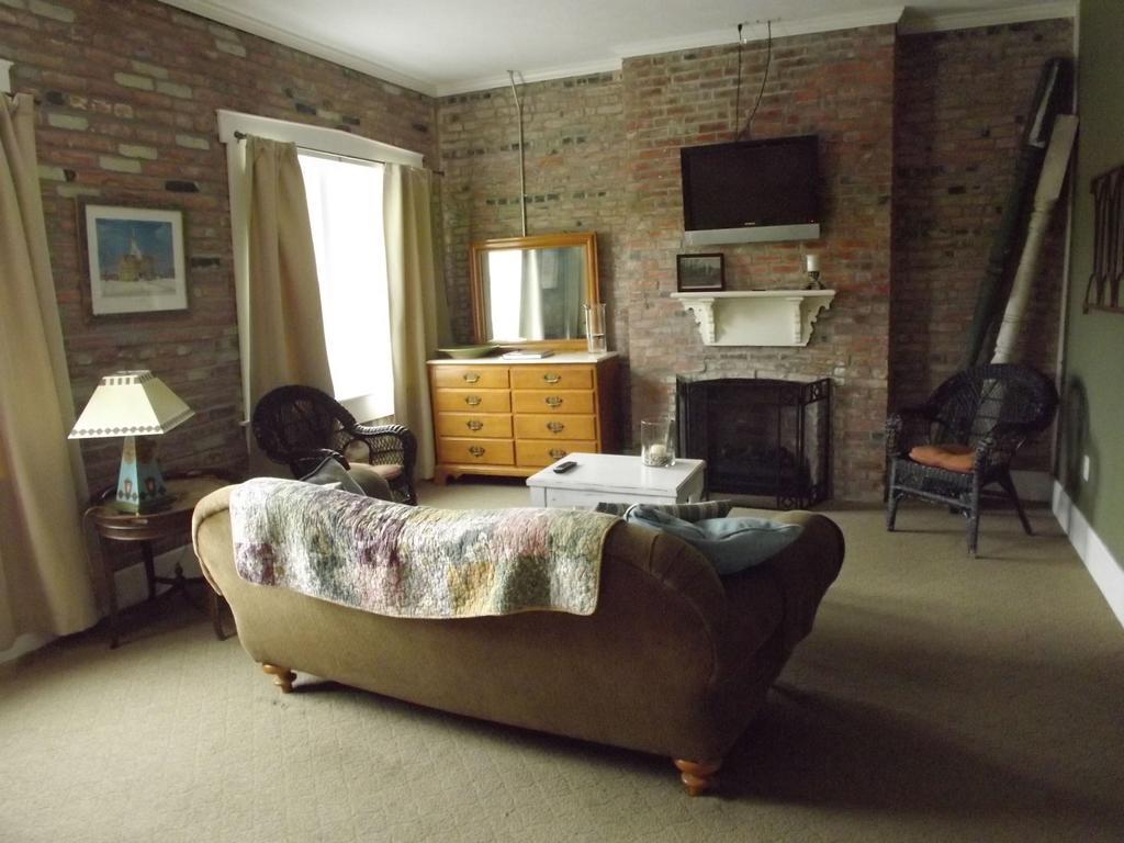 William Watson Hotel (Adults Only) Pittsfield Exterior foto